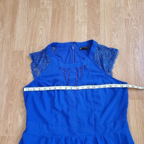 City Chic Lace Inset Fit & Flare Dress Sz XS/14 - Picture 9 of 12